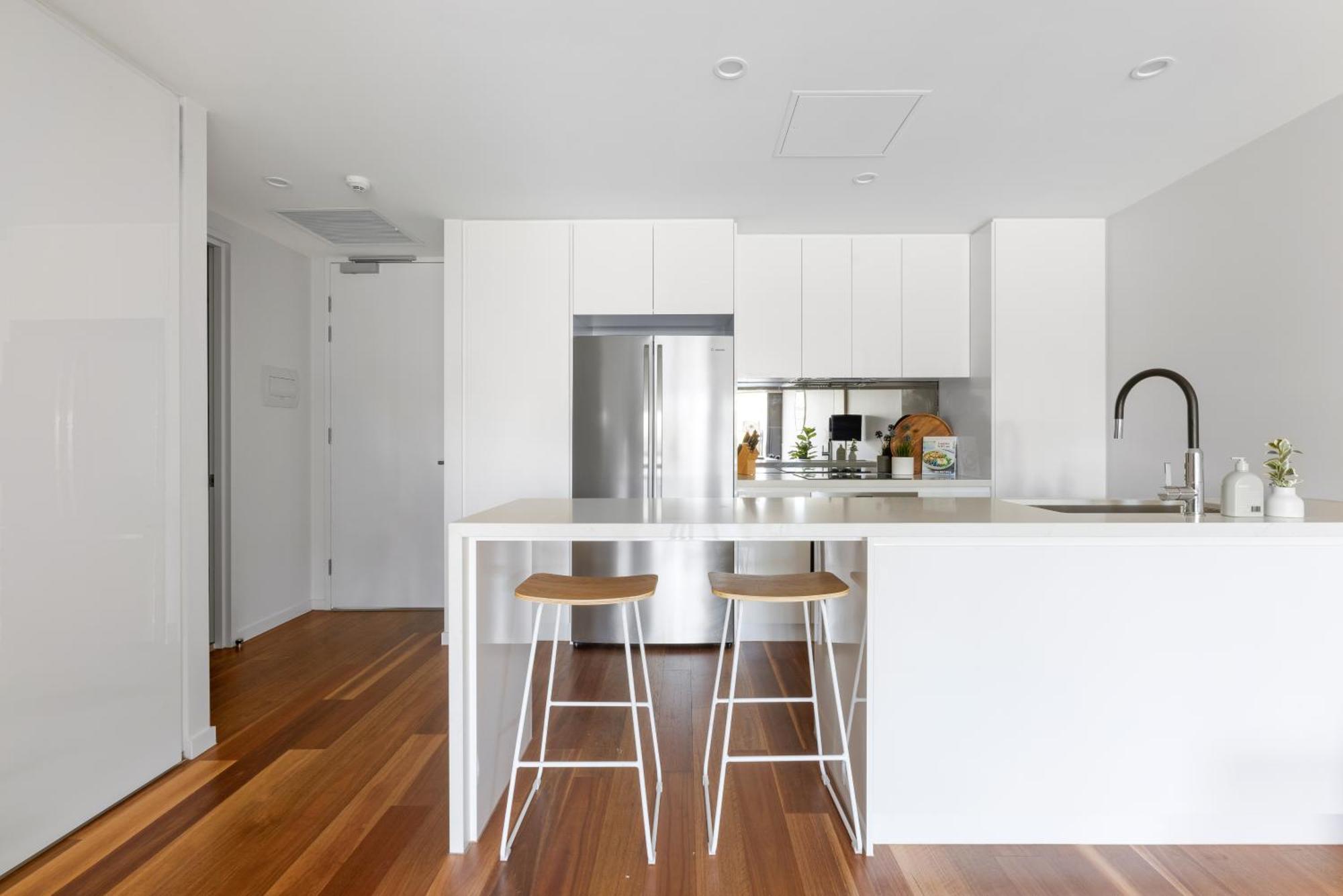 Founders Lane Apartments By Urban Rest Канбера Екстериор снимка